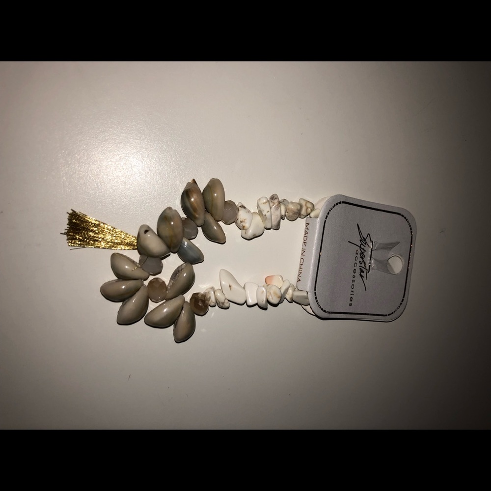 Sea shell bracelet